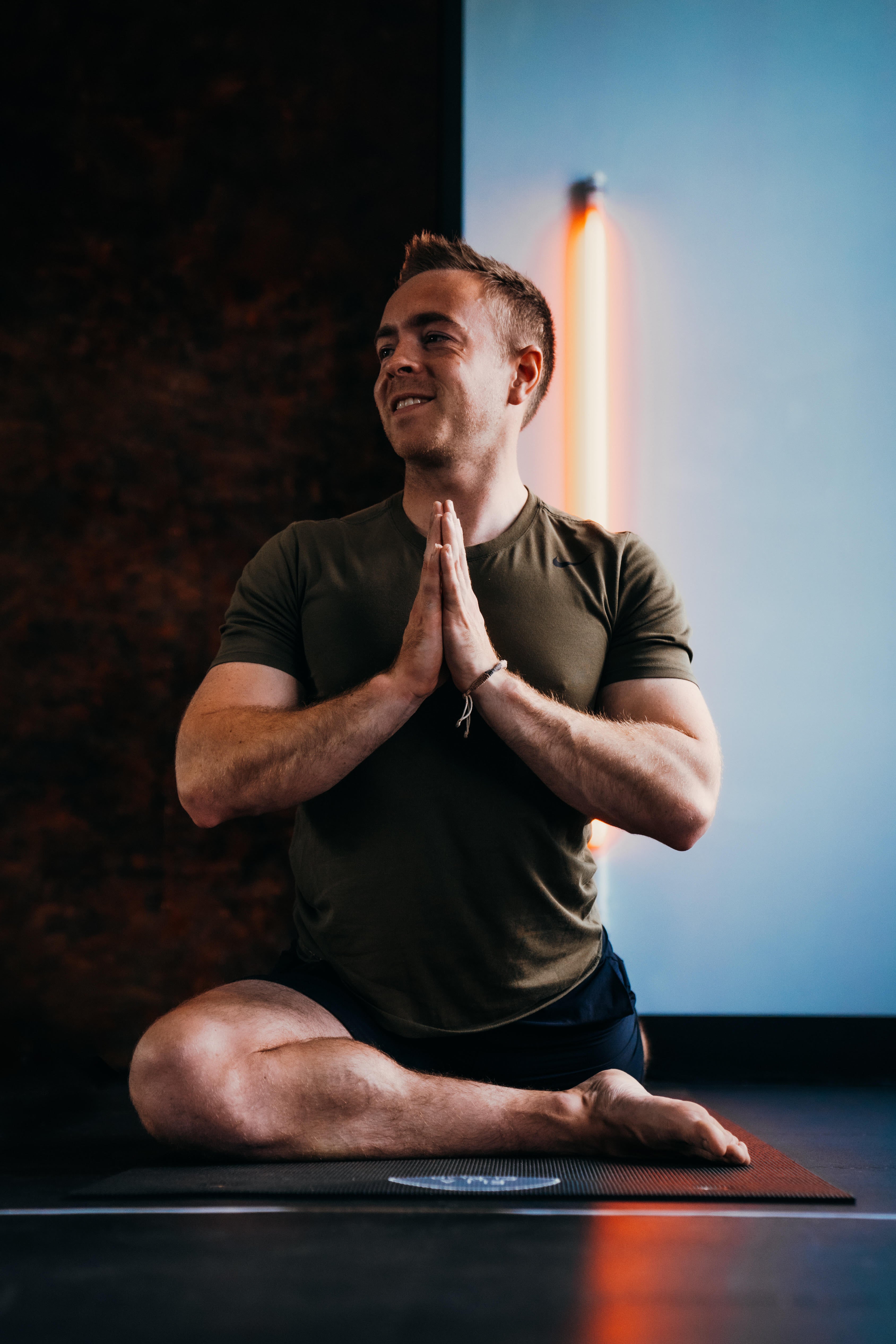 Elevate Your Practice: Yoga Inversion Mastery with Tom Burlinson